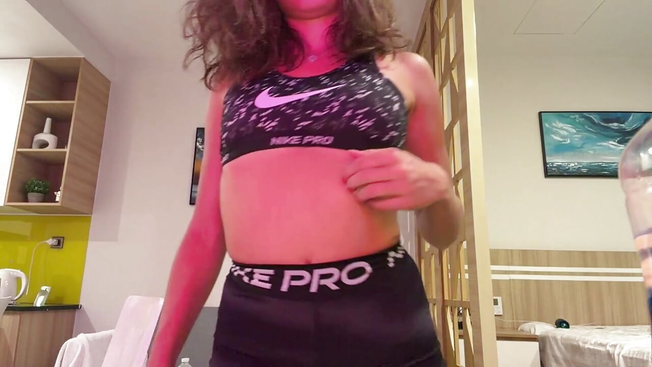 A little dance yo😎1 - clip cu IraidaArvayo model videochat
