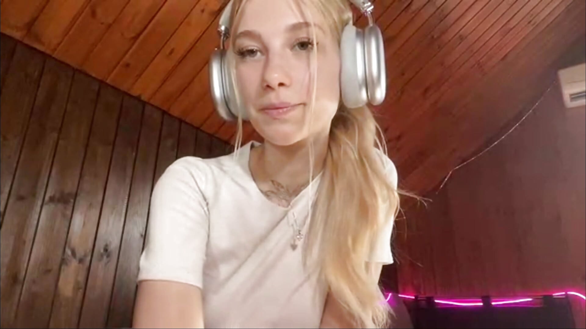 I'm a hottie - clip cu GlyndaMccannon model videochat