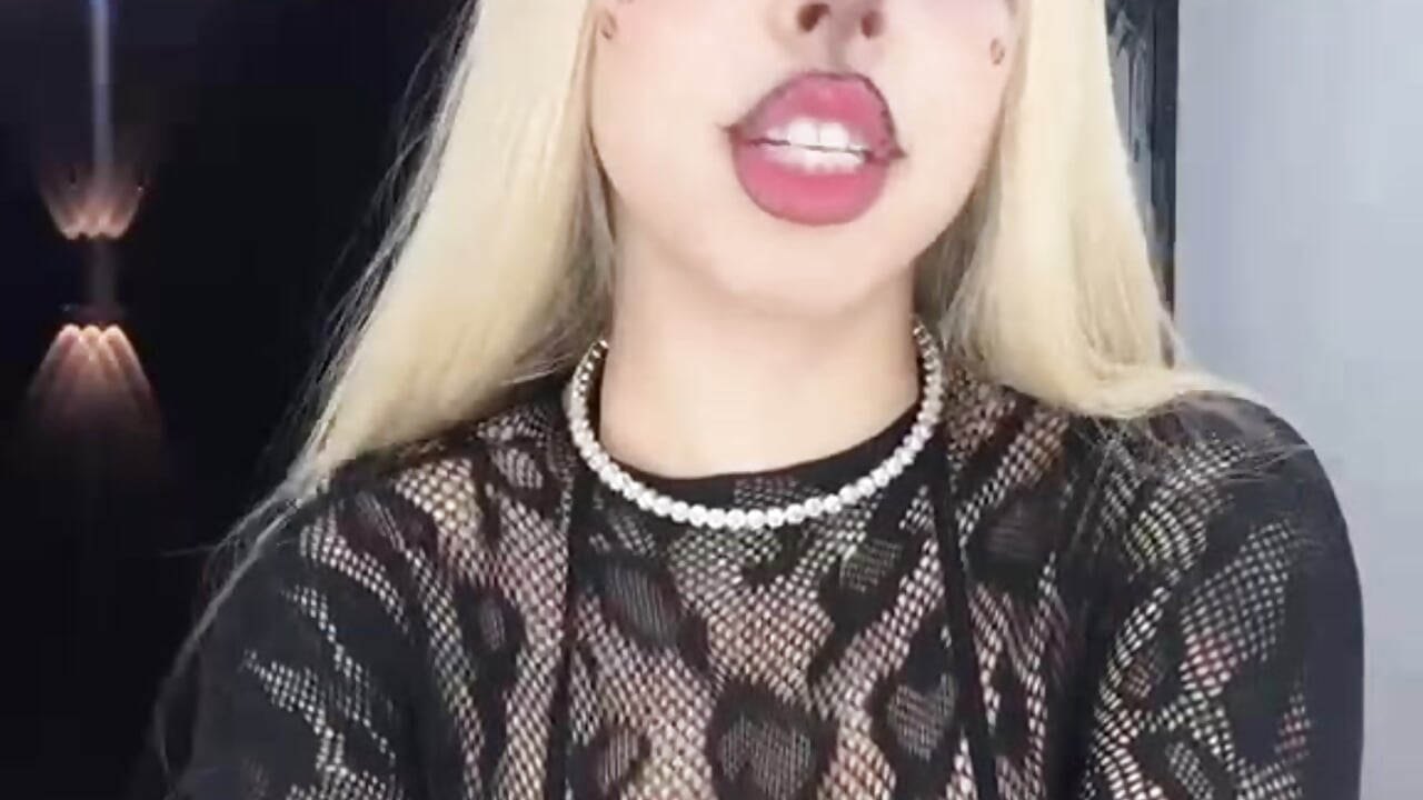 Halloween - video van madison_littlee_ cam-model