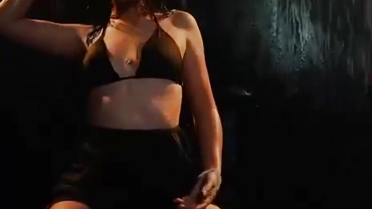 my hot dance - video by Luna_Kissss cam model