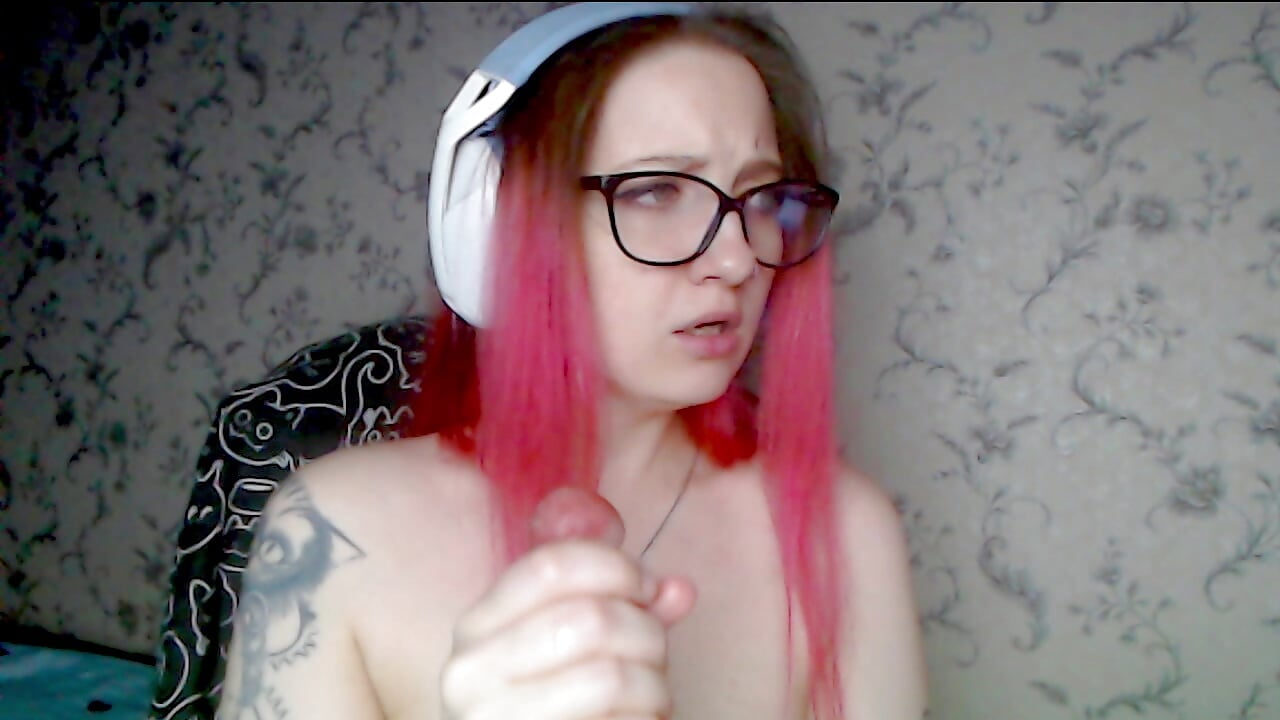 handjob ^^ – видео вебкам-модели Tastycherrypie