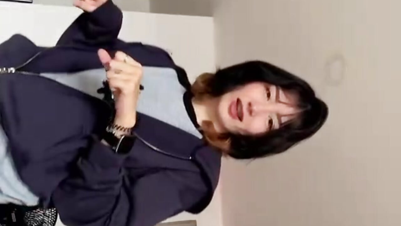 Im lizzy ❤️ - video by lizzy_davis3 cam model