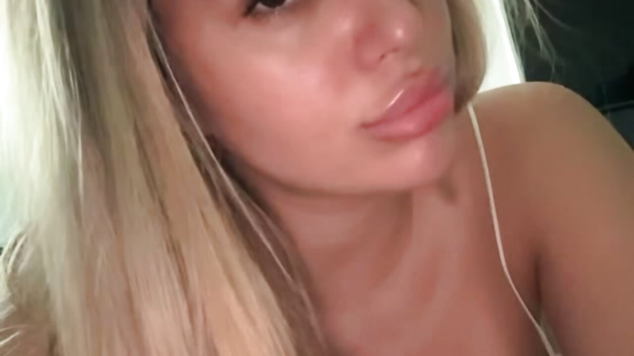 No make up ❤️ – video modela na kameri LuxeKiana