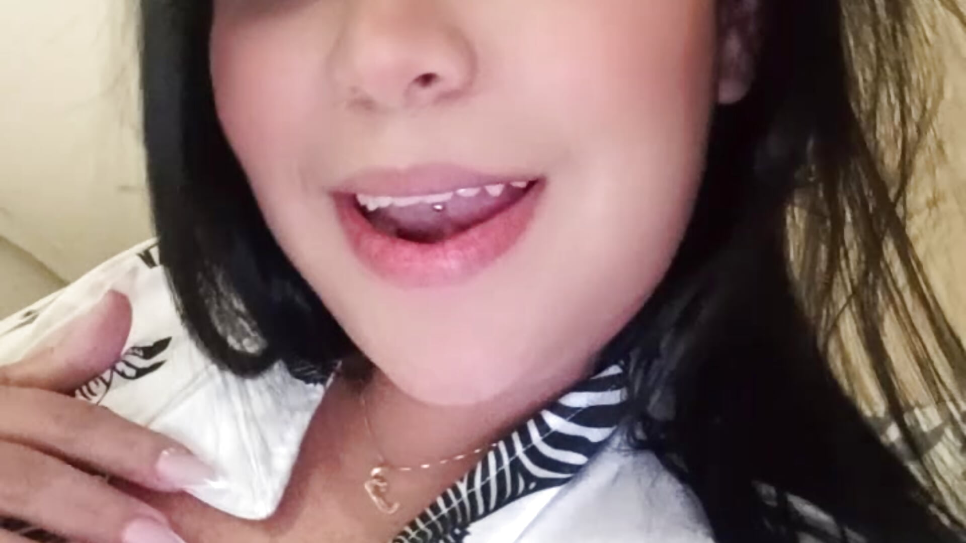 Flirtatious☺️ - video av JoslinEvanse cam-modell
