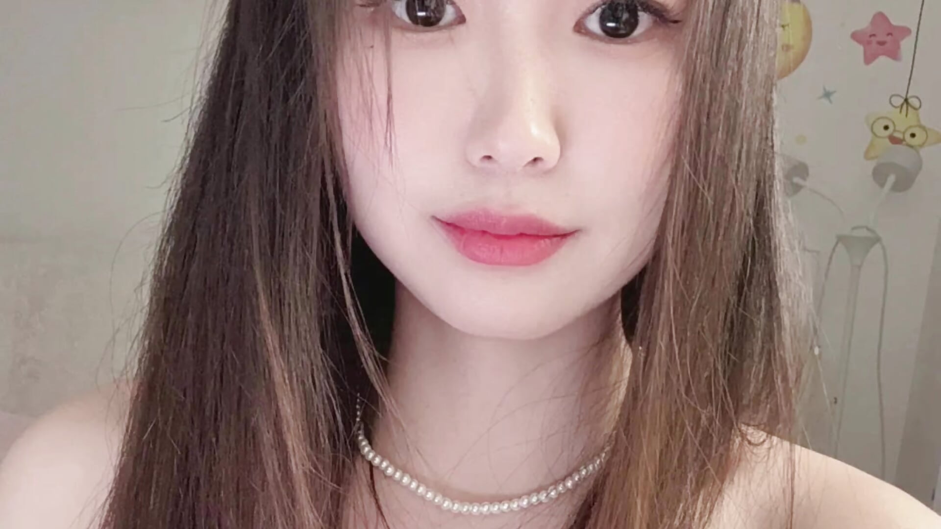 你是莉莉安还是董小姐🤍 - clip cu momo0021 model videochat