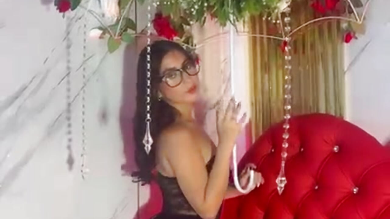 🔥💕 - video by vaiolle_ cam model