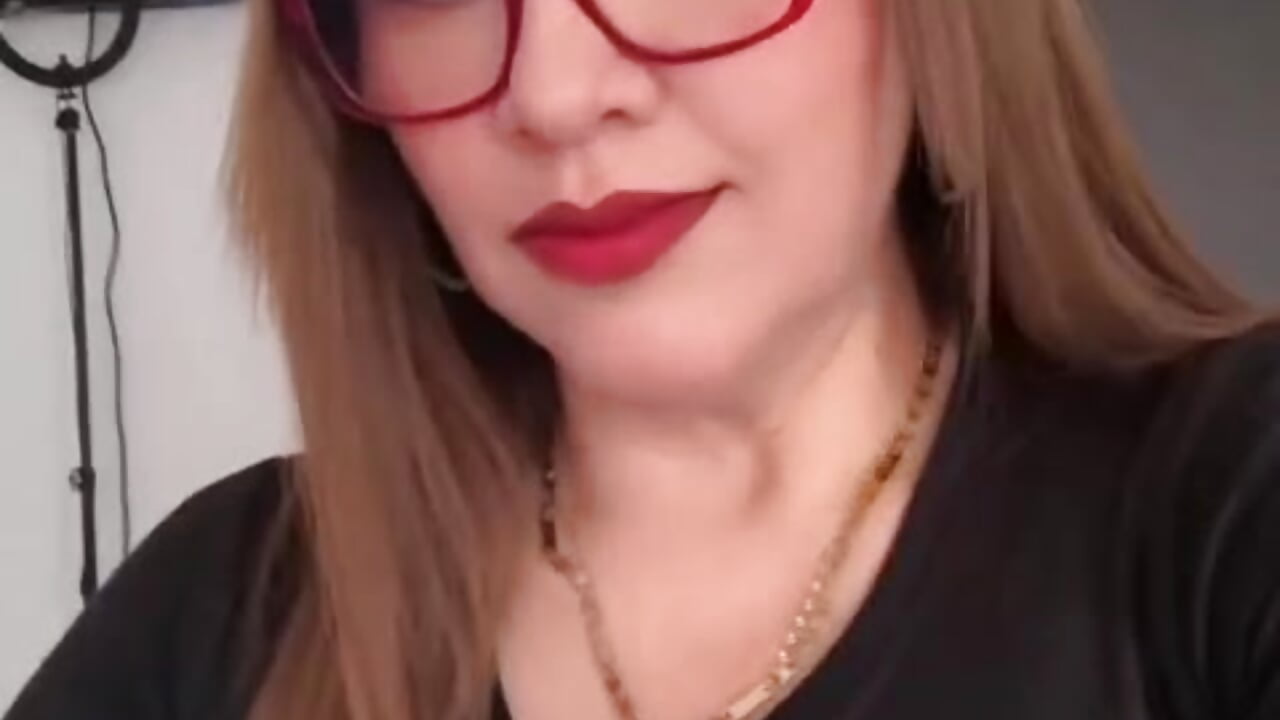 soy vera ♥️ - video của người mẫu cam vera__lux