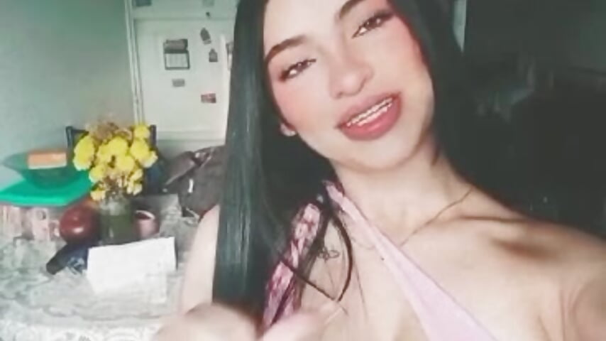 WhatsApp Video 2026-06-23 at 18,12,15 (2) - video by Kristen_Hall_ cam model