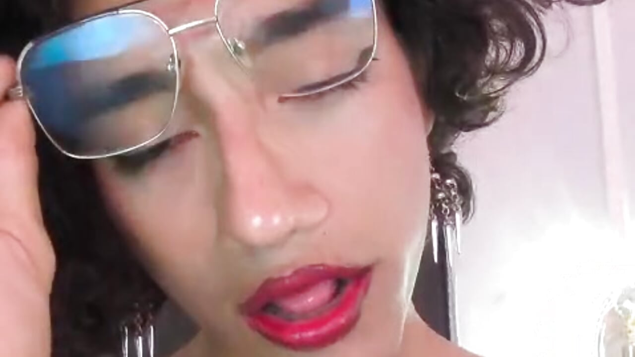 TRY MY RED LIPS 🫦🔥 – video modela na kameri AlessiaRose_CR