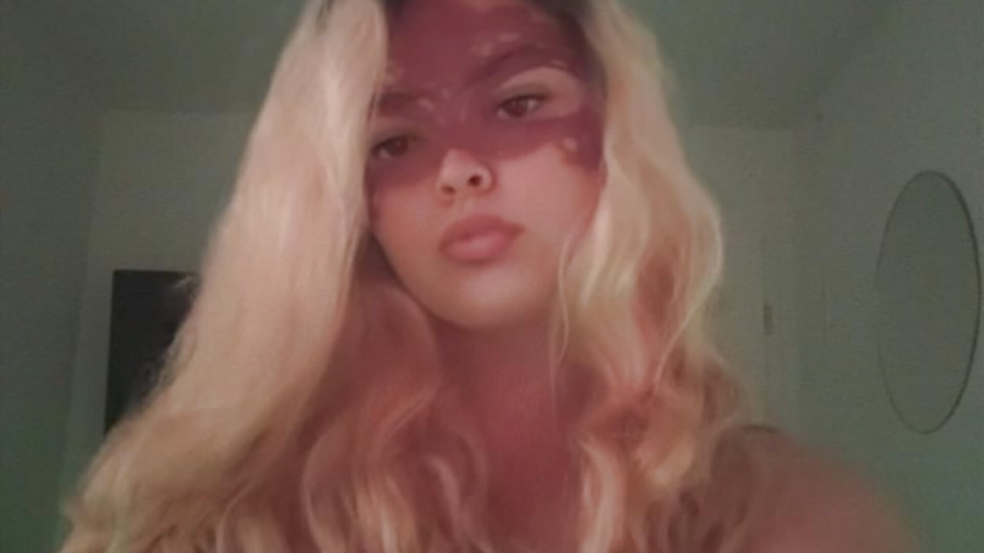 1C01D4BE-B563-4CAF-8373-9C1F78436F46 - video by Nesliiiiii cam model