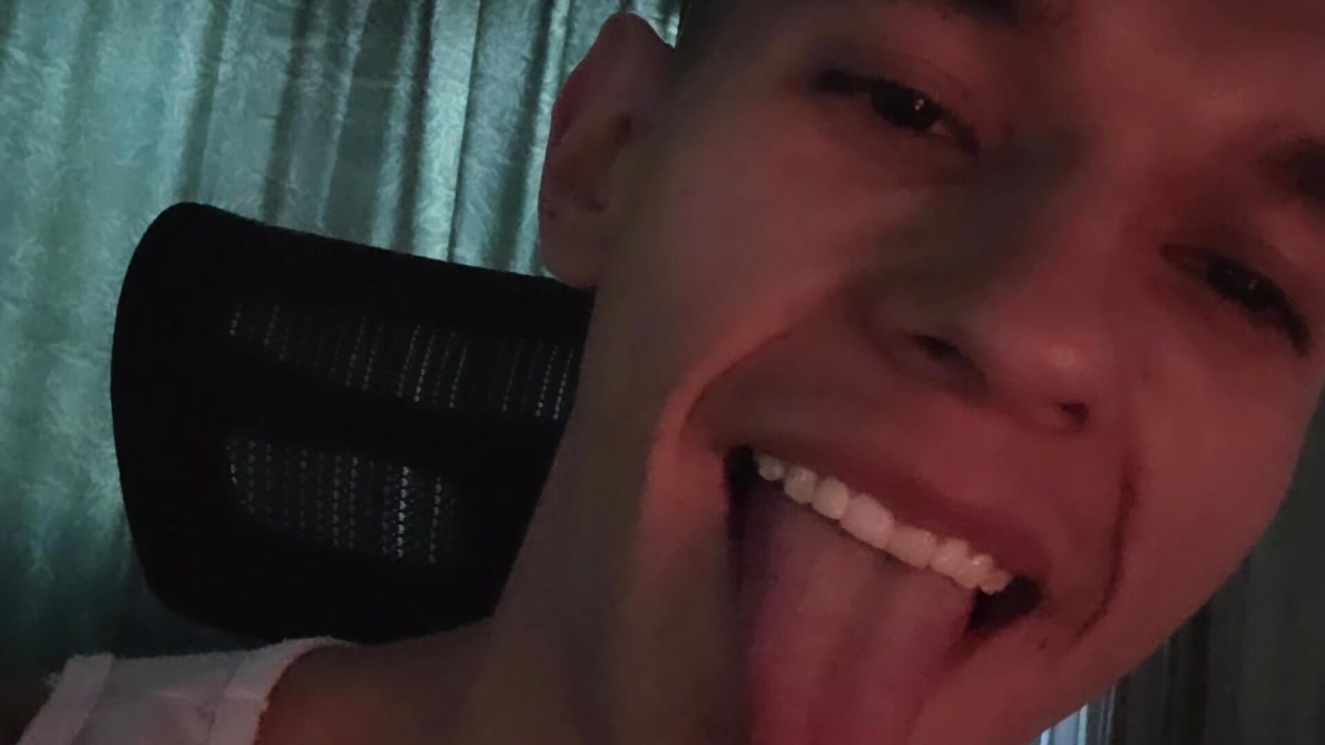 💦👅 — filmik Jake_Taylerr, modela(-lki) na kamerkach