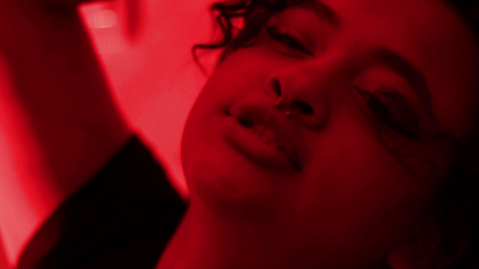 Red Lights — filmik Yoru_Himari, modela(-lki) na kamerkach
