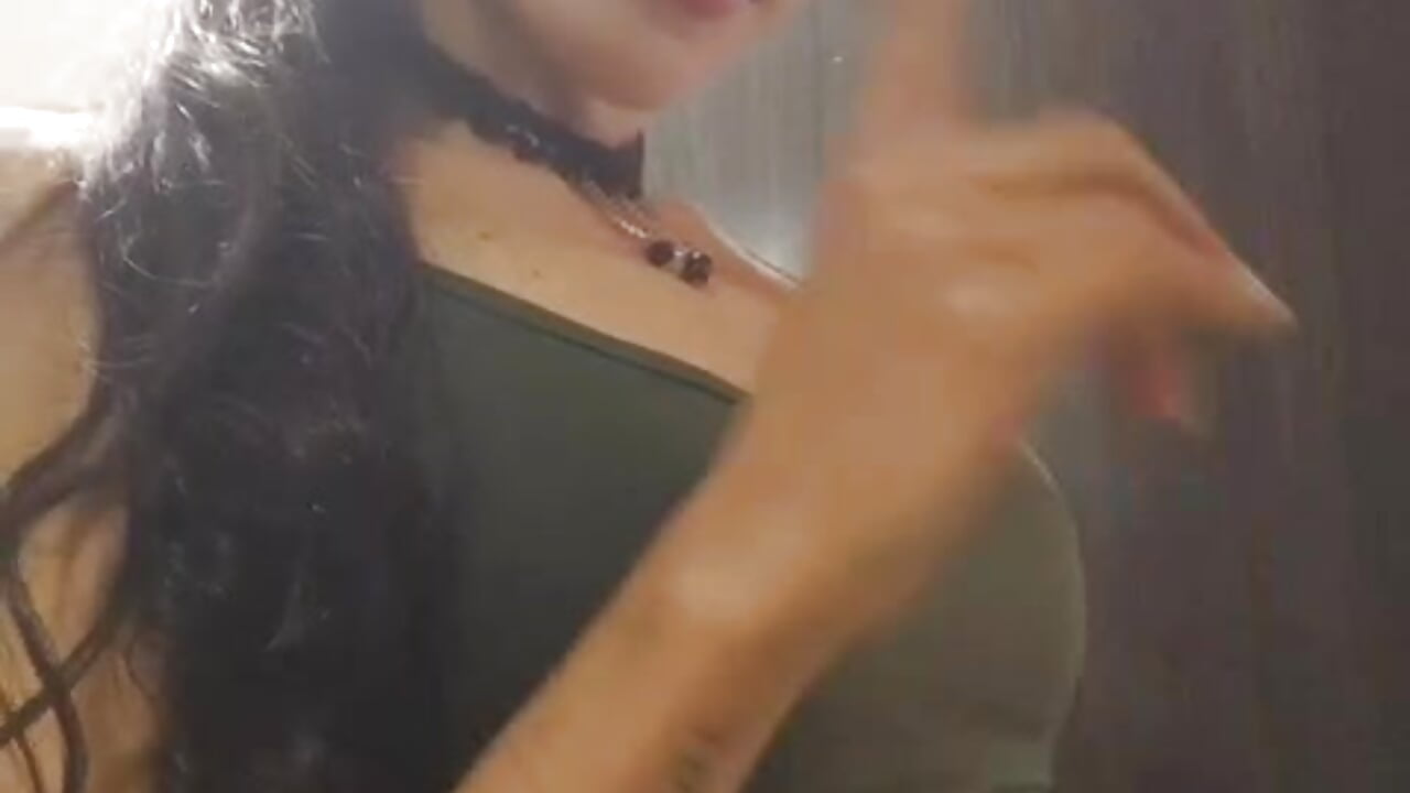 sigueme en Tik tok – video af Akuchilove cam-model