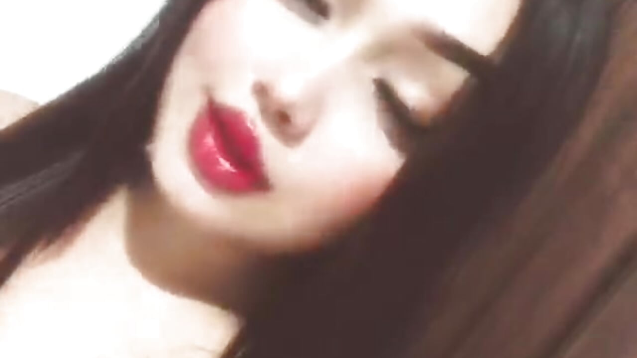 ME❤️ - video by kitty_queensex18 cam model