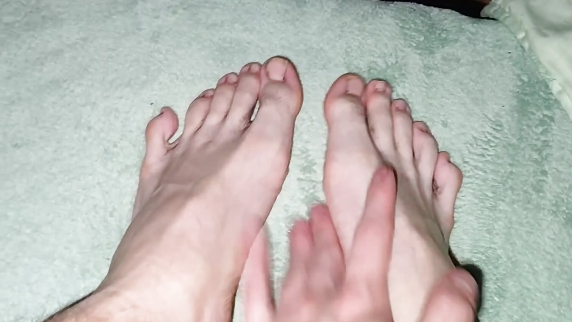 feet – video modela na kameri James_ice_