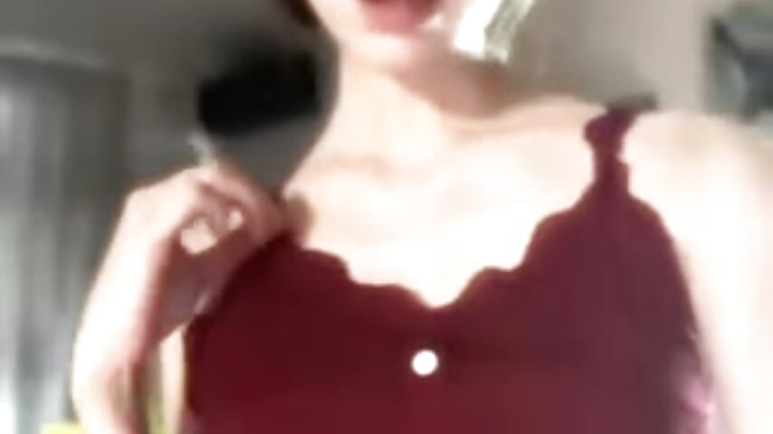 <3 - video của người mẫu cam Askalina