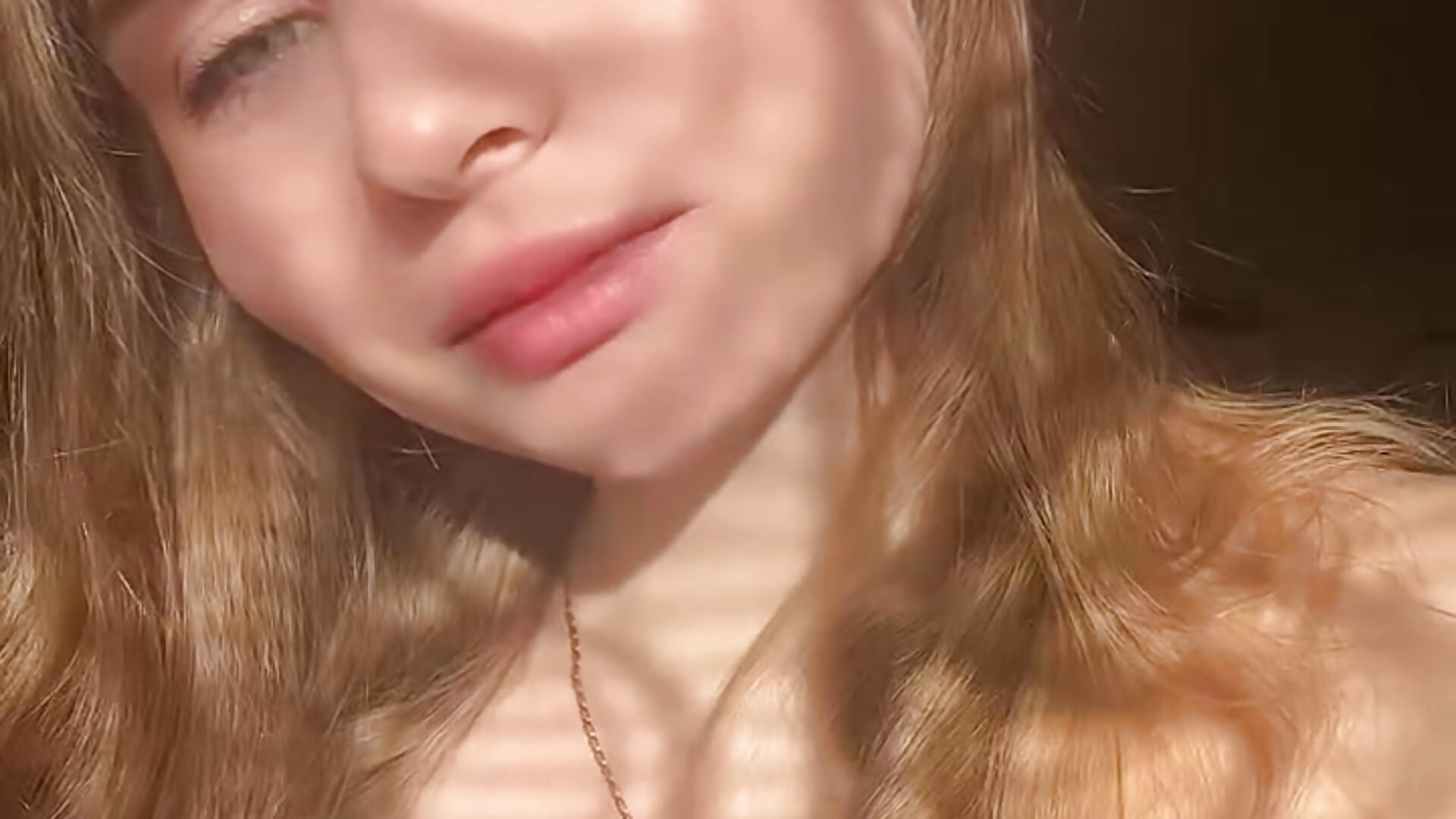 Vibe💕 – video modela na kameri Sol-mis
