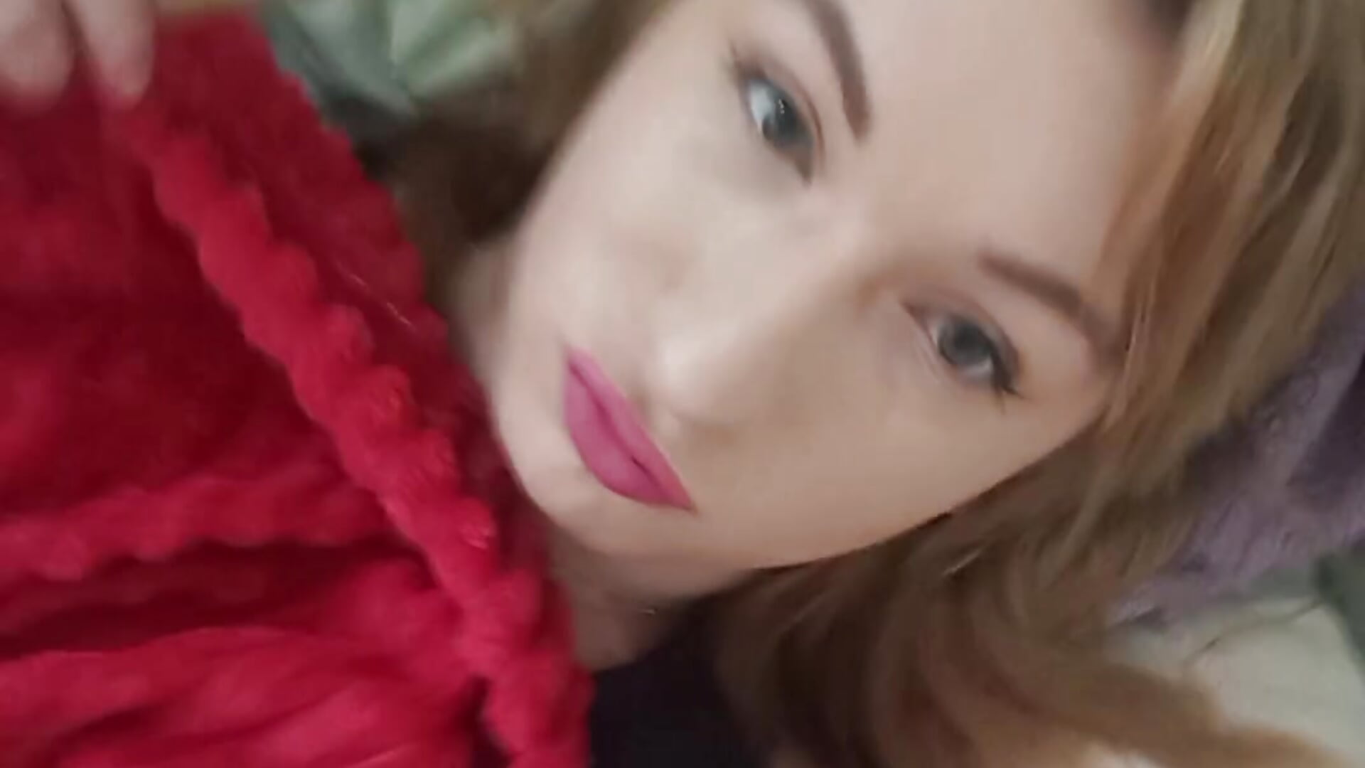 Bolzanibruna – video modela na kameri bolzanibruna