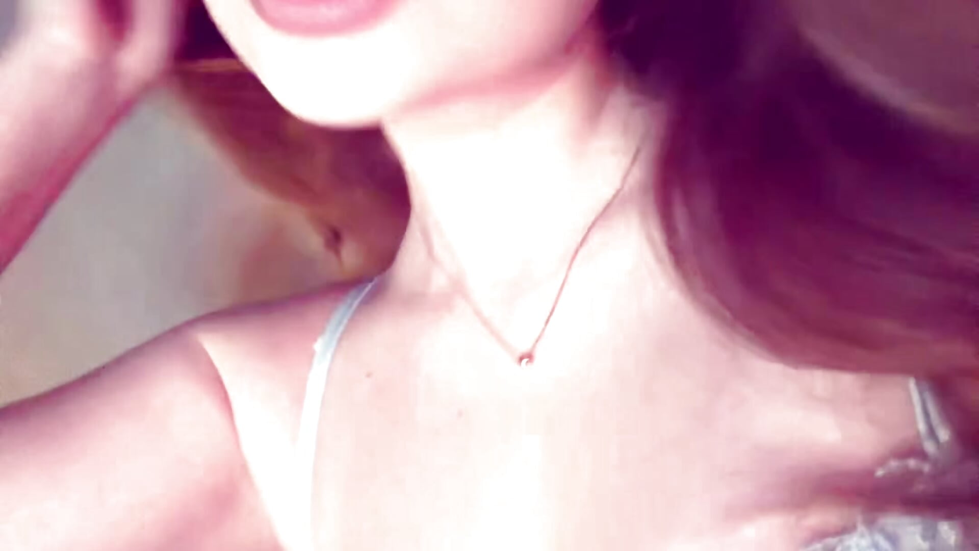 👄🤤 - فيديو من Angel___555 موديل الكام
