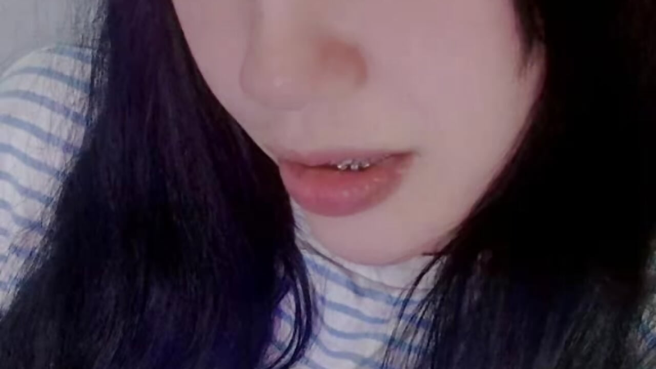 224255 - video by Gabbyyyee cam model