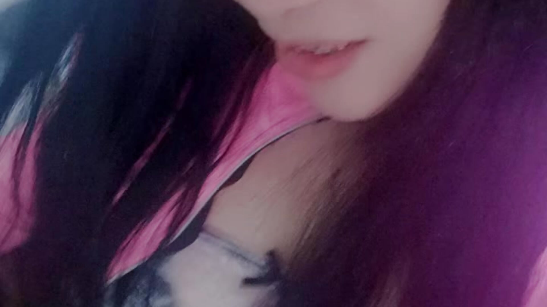 224372 - video by Gabbyyyee cam model