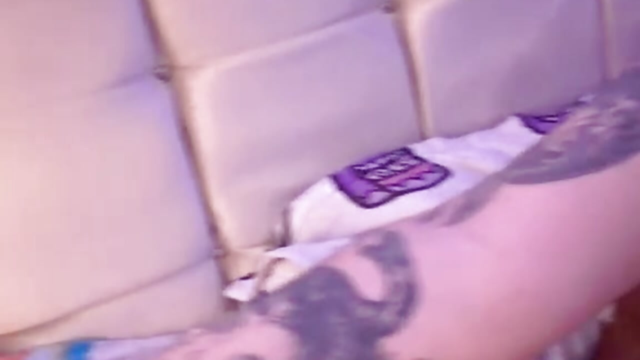 video de tatuaje - video di sienacros modella di cam