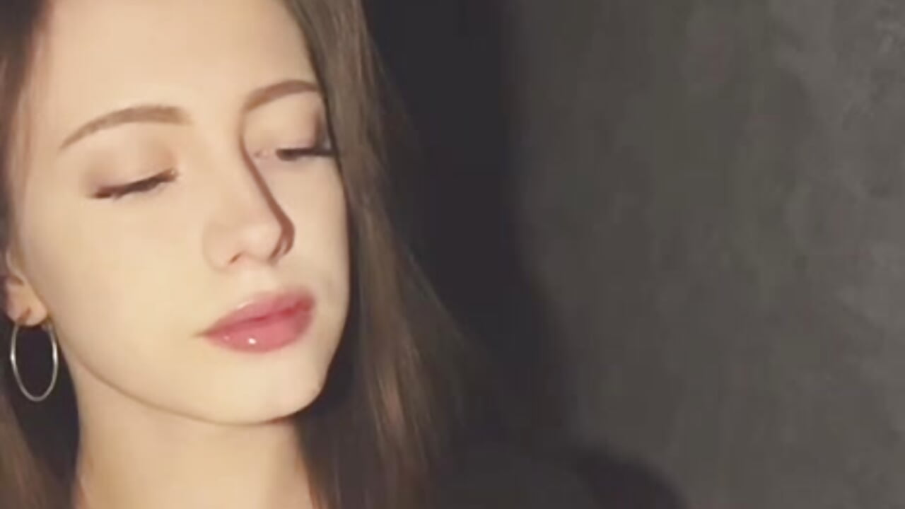 video_2026-08-29_13-24-02－カメラキャストのVanessaAnersonの動画