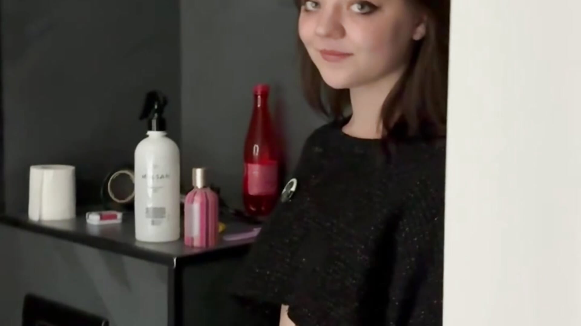 Did you have sex on the washing machine? — filmik Crazykitta, modela(-lki) na kamerkach