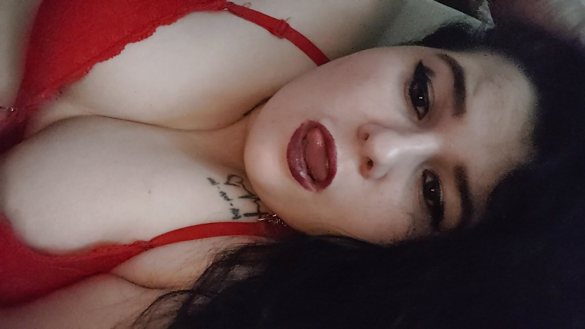 🍒🔥 - відео від вебкаммоделі Kiss_Love95