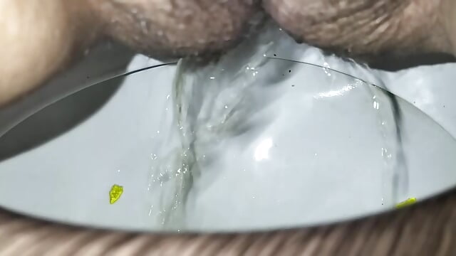Squirt💦💦 - סרטון של KissMeKarmaa