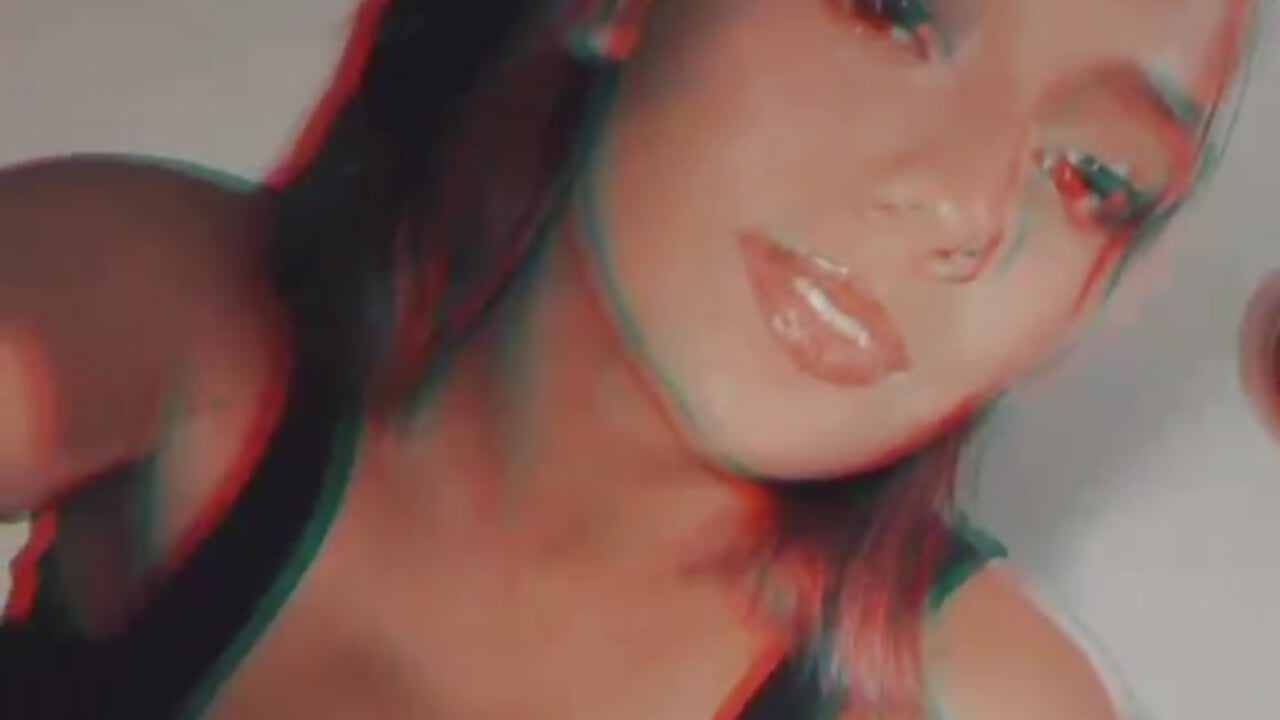 Victoria 👑 - clip cu VicttoriaStarr model videochat