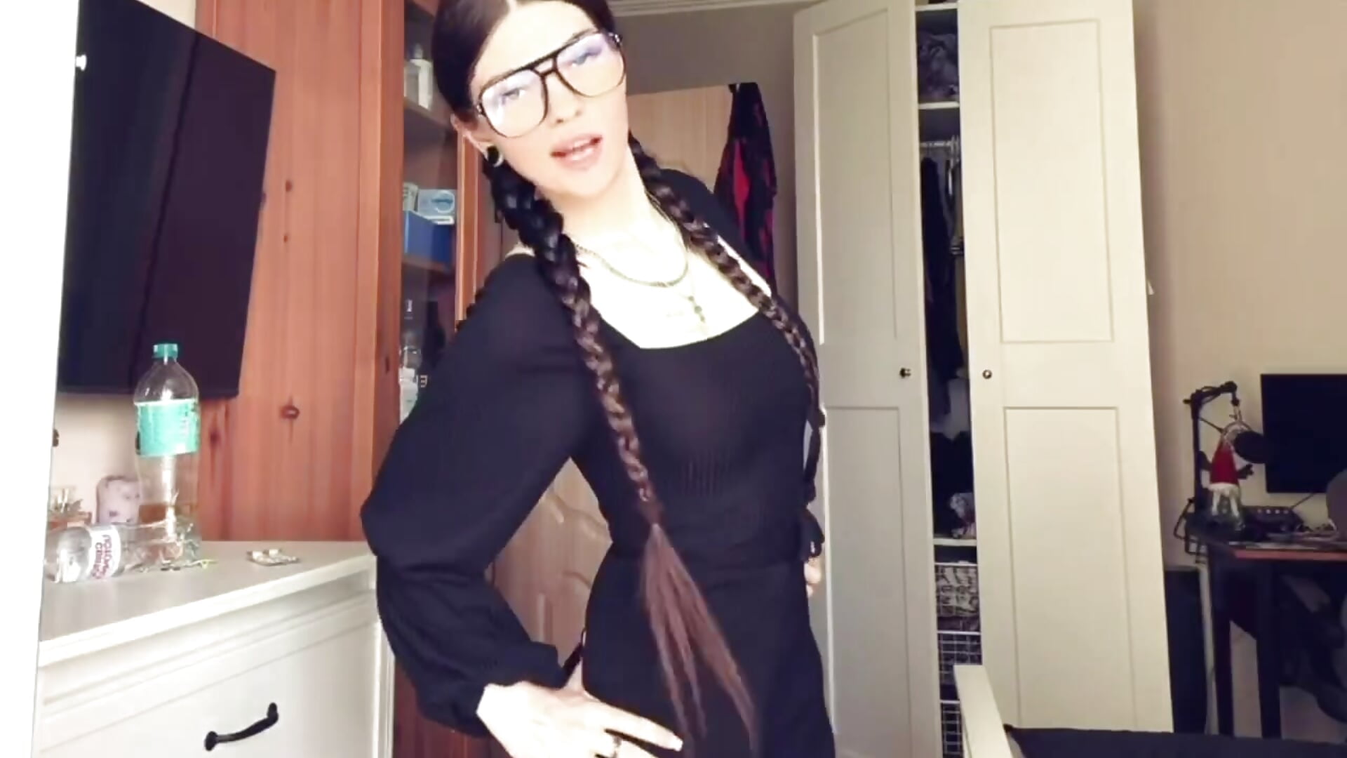 Also me ^^ - video by IdellaKomatsu cam model