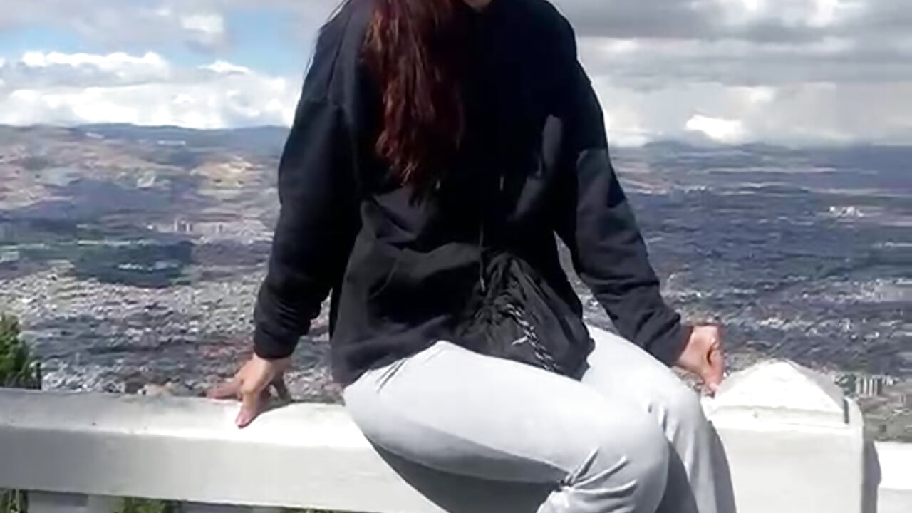 Cute 🌸 - video by Dafne_mell cam model
