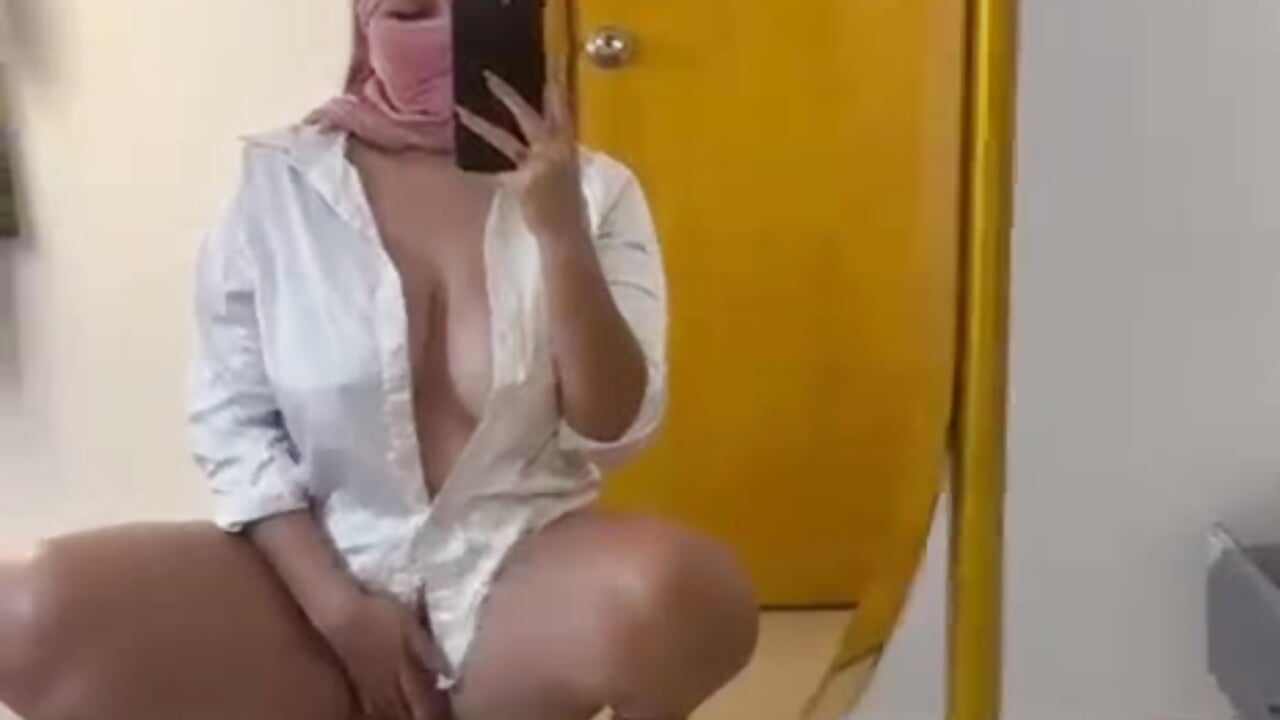 Ride you dick in heels and bounce tits🍒🔥
