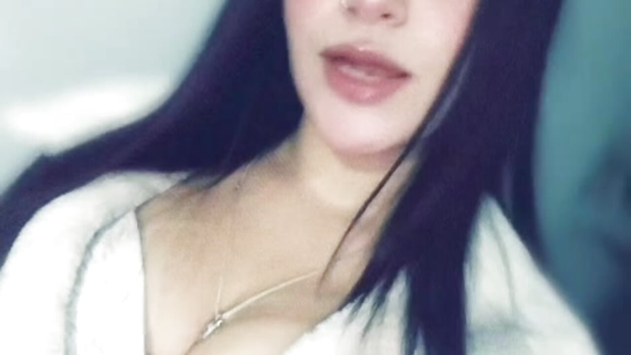 Your naughty angel – video od webkamerové modelky AngelsPhoenix
