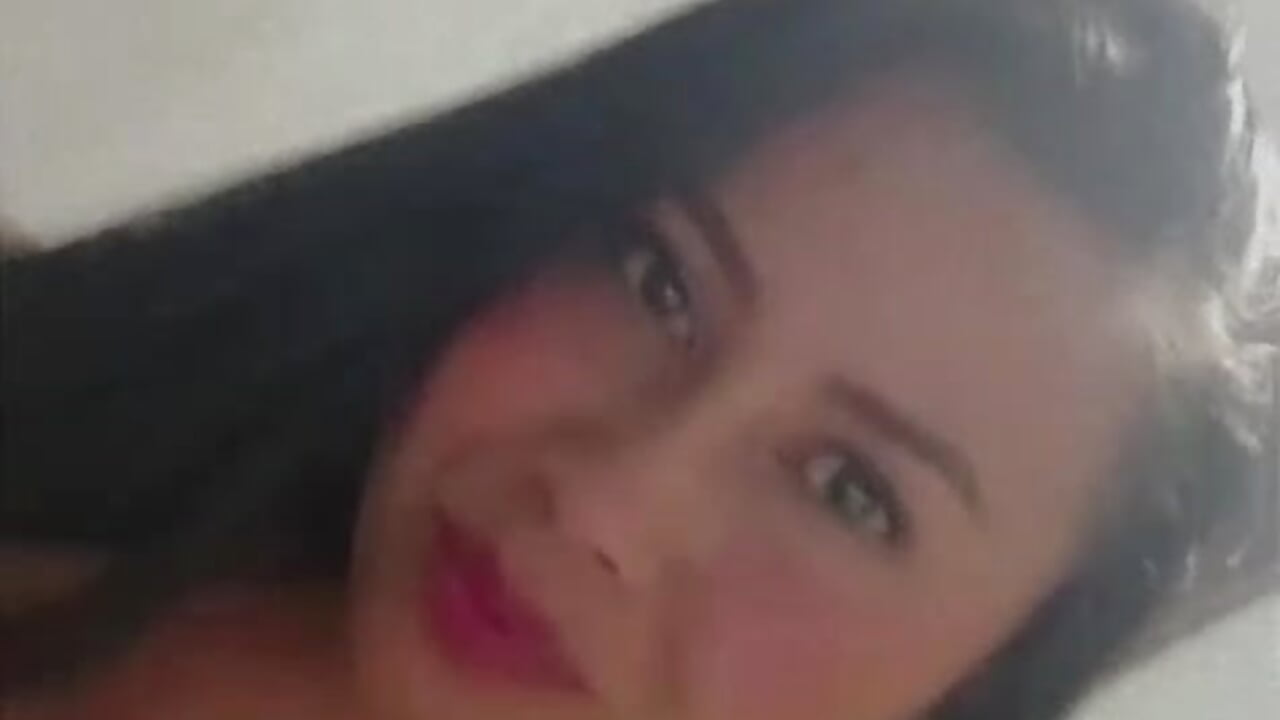 Welcome dear ♥ – video modela na kameri Valentina__r_