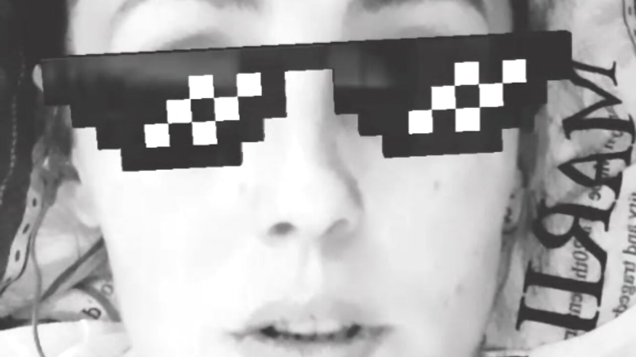 2019-12-17-223216777 - video by brighteyes77 cam model