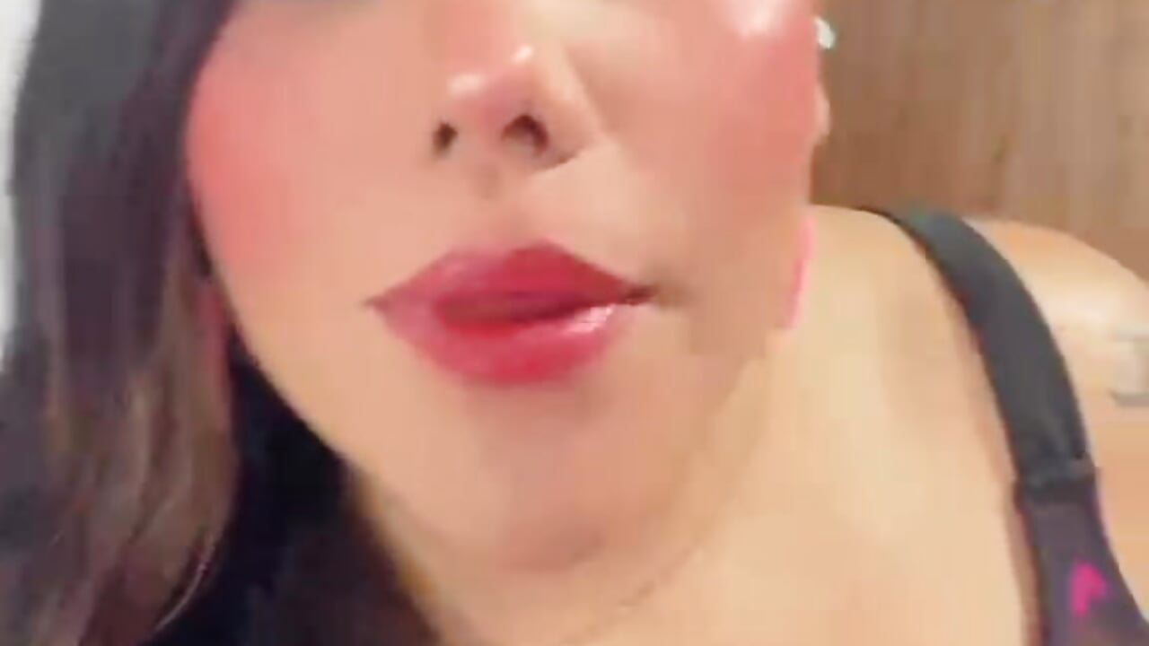 Dance Time 😏 – video af CamilJoness69 cam-model