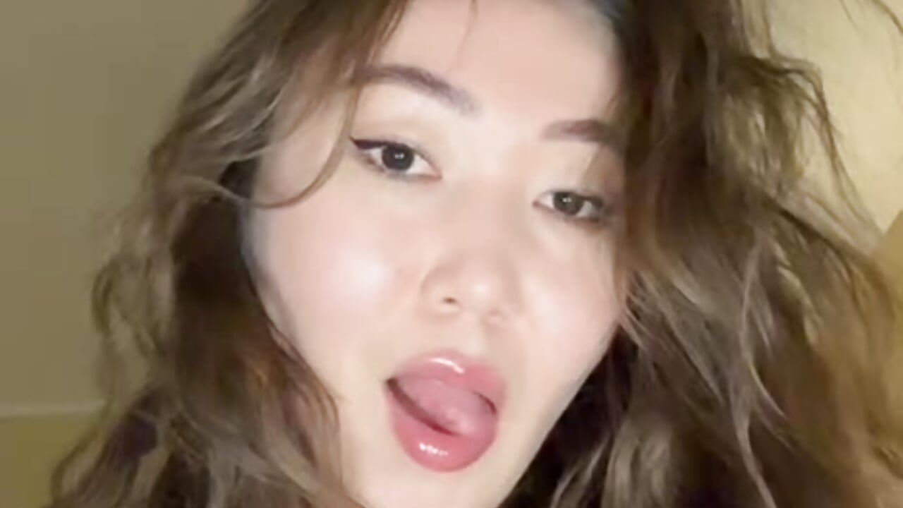 meeeooow? - video oleh model kamera soraisaaa