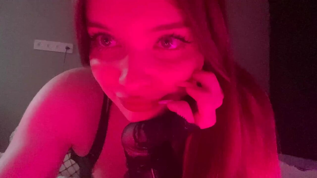 Playfull - video by _Lily_Moon cam model