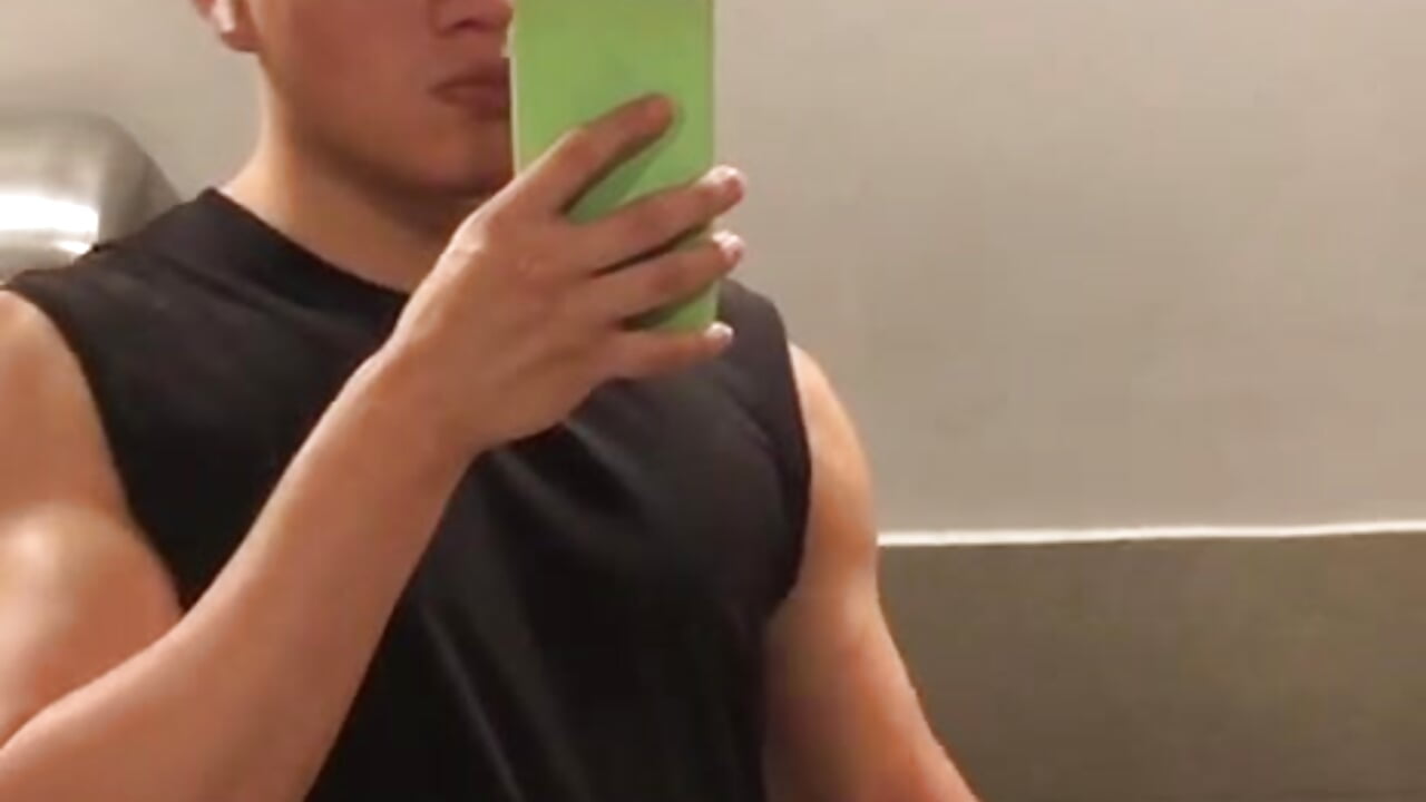 HEY BABY, DO U LIKE IT? - video boys_roomhard kameramallilta