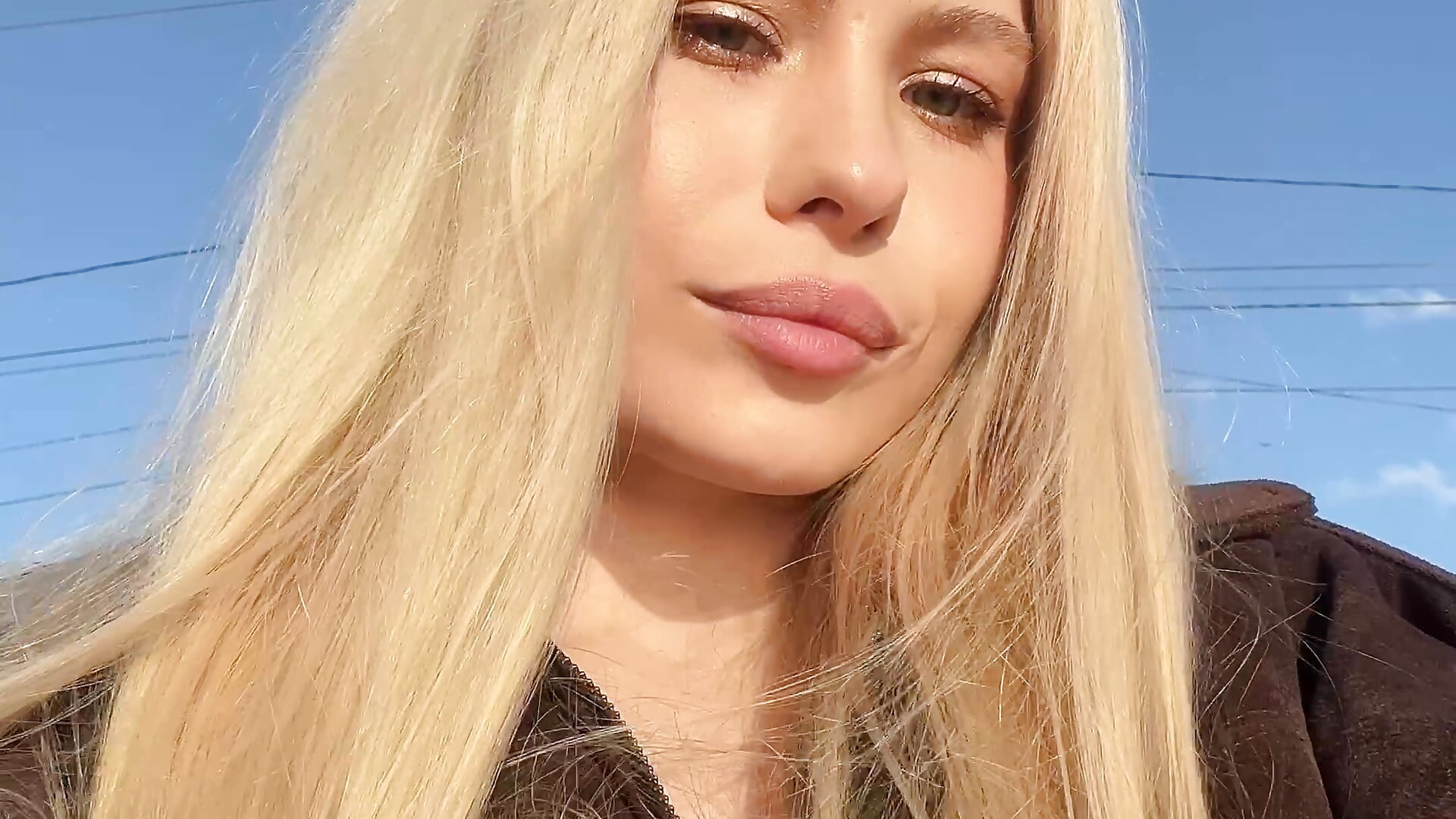 ☀️ - video by Ankasuuue cam model