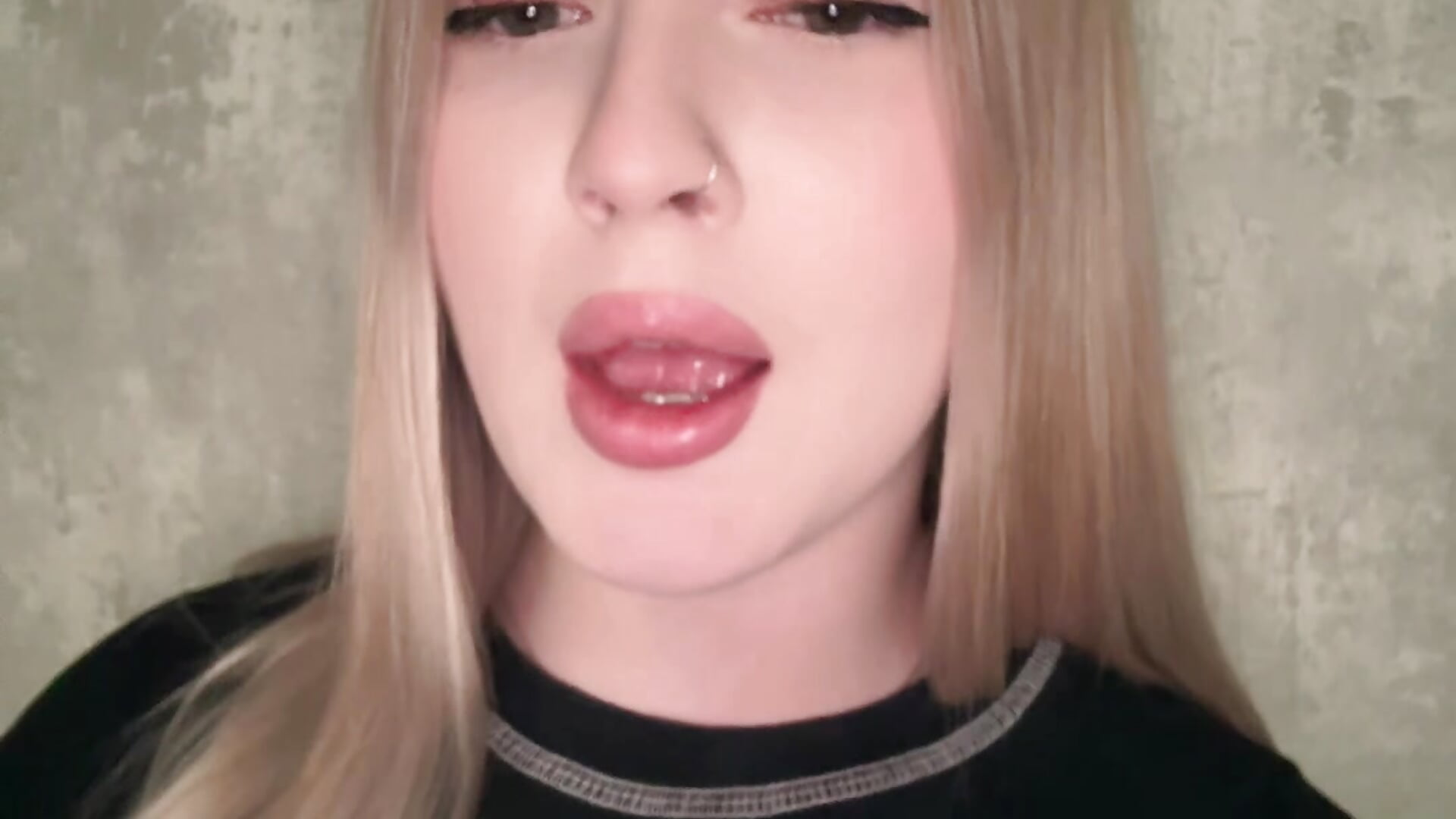 me🤍 – video af LumiMoore cam-model