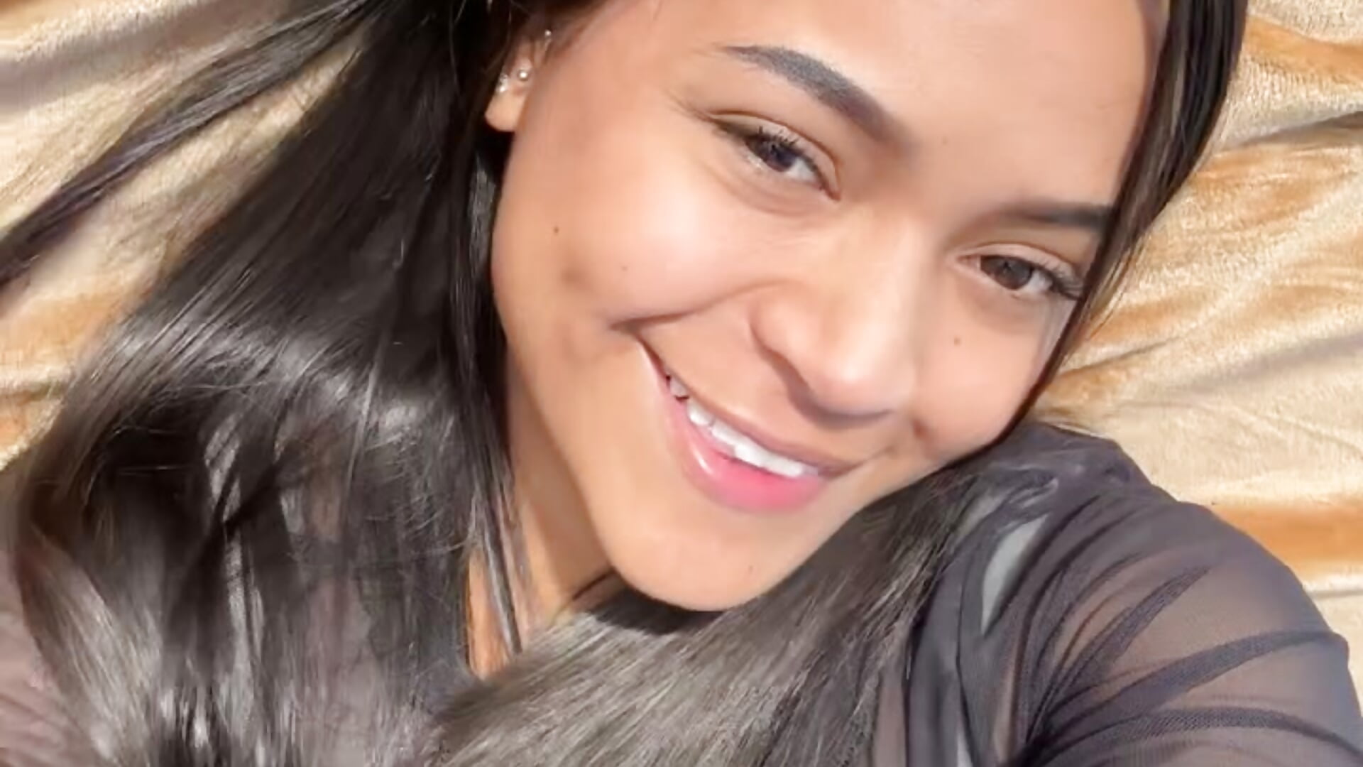 Amo estas vistas - video by Ariaanaa_grey cam model