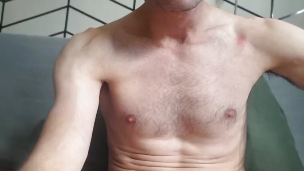Welcome Public – video od webkamerové modelky iFlex_Arthur