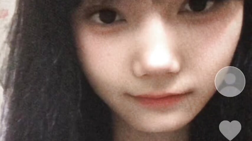 1000107299 - Mintdaoiry 캠 모델의 동영상