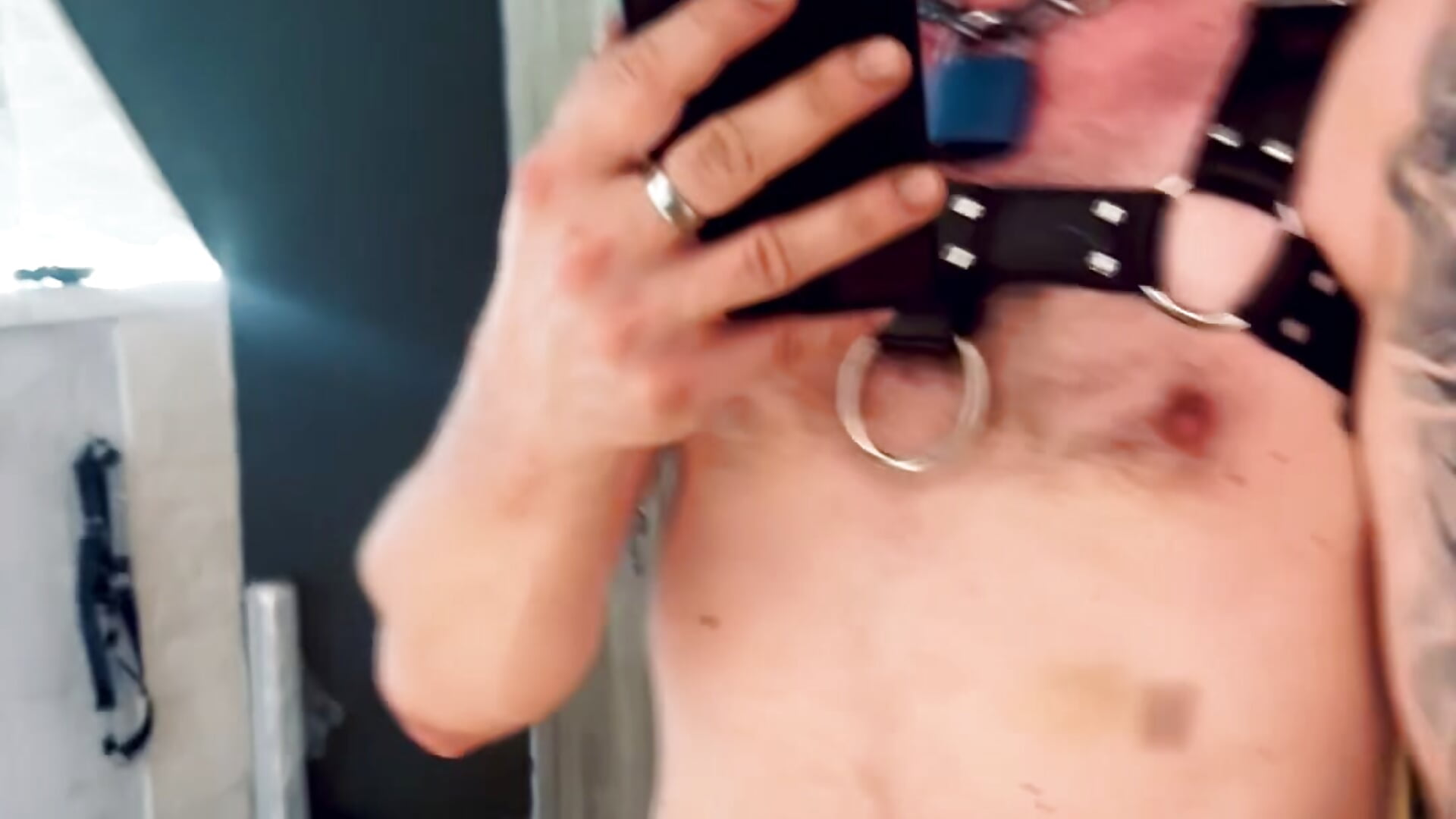 LeatherCUM - video by gabondKinky cam model