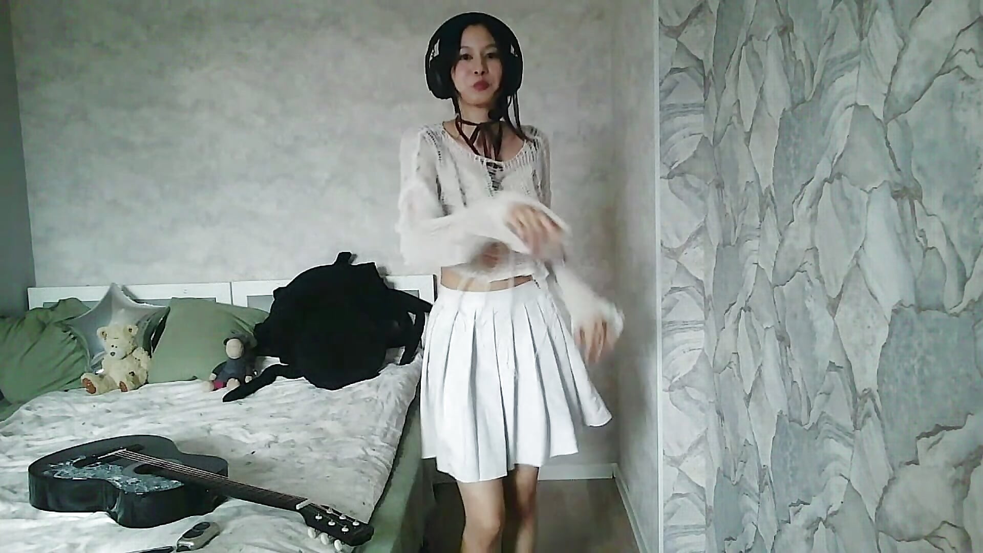 Hey hey 🌸 - clip cu JacklynGingrich model videochat