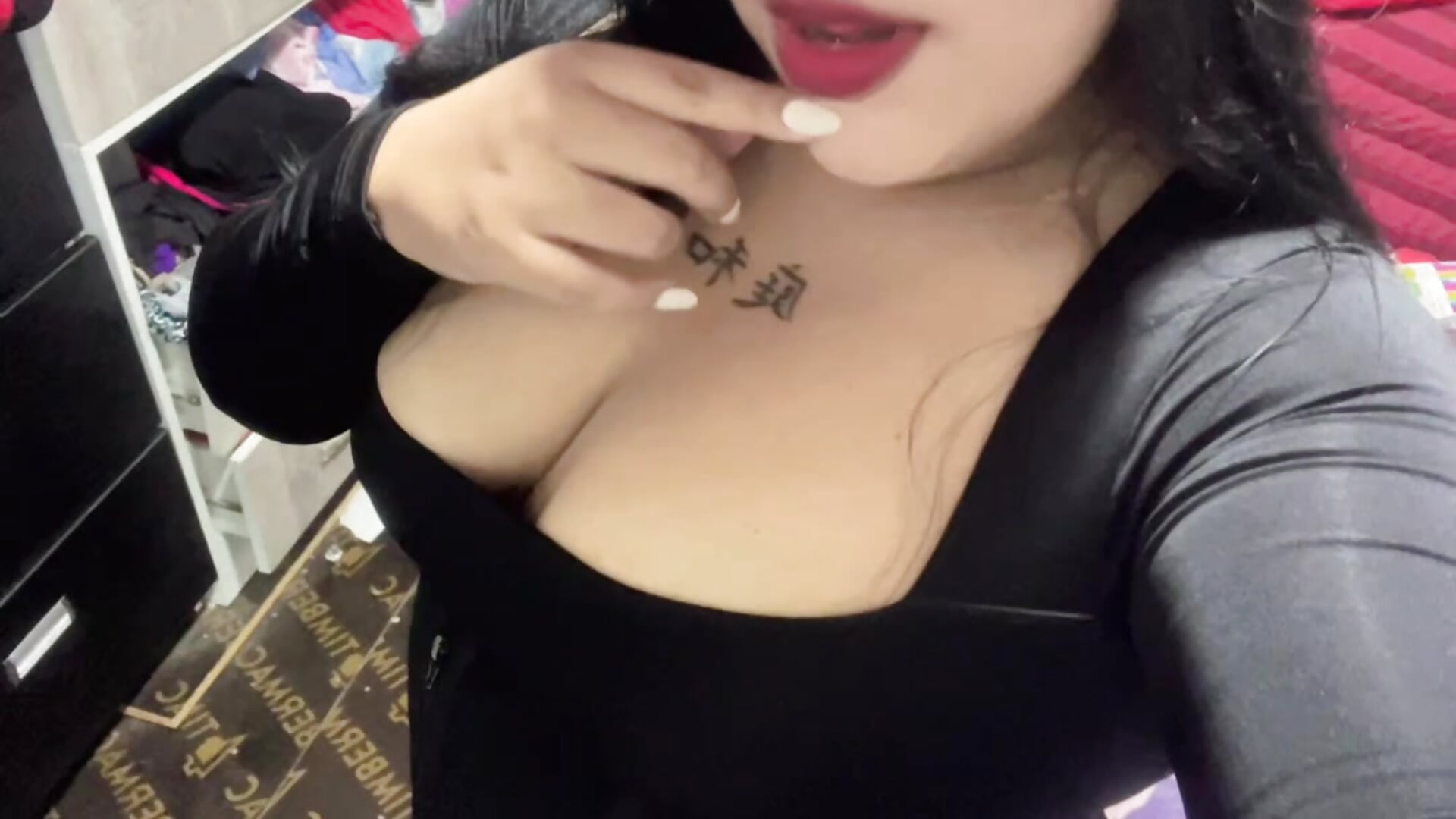 7df394f5b23f46f28b9a76f290c50f34 - clip cu an_pt model videochat