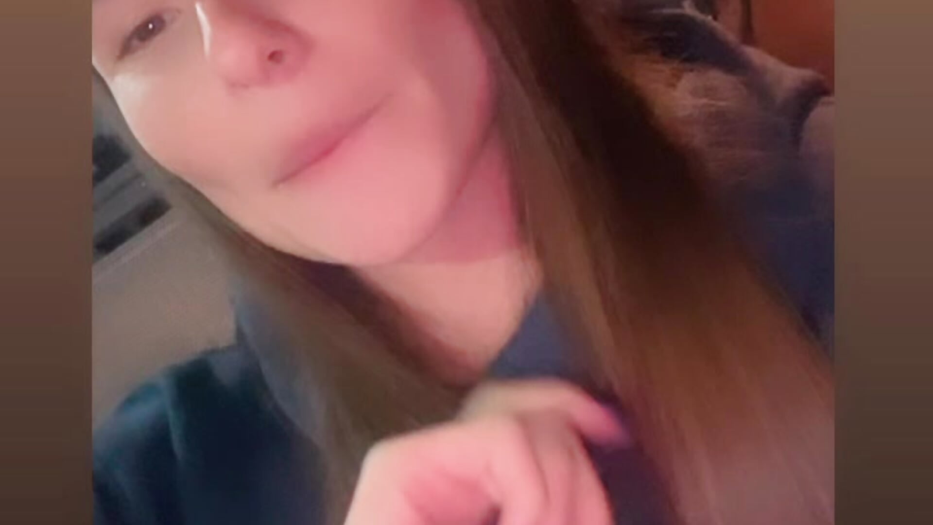 Perdidaaaa😋🎶 - video van JulsParis cam-model
